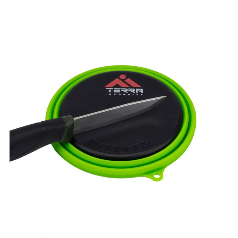 Load image into Gallery viewer, Collapsible Camping Bowl with Cutting Board Base, 18.6 fl oz Silicone | Sil Bol 550